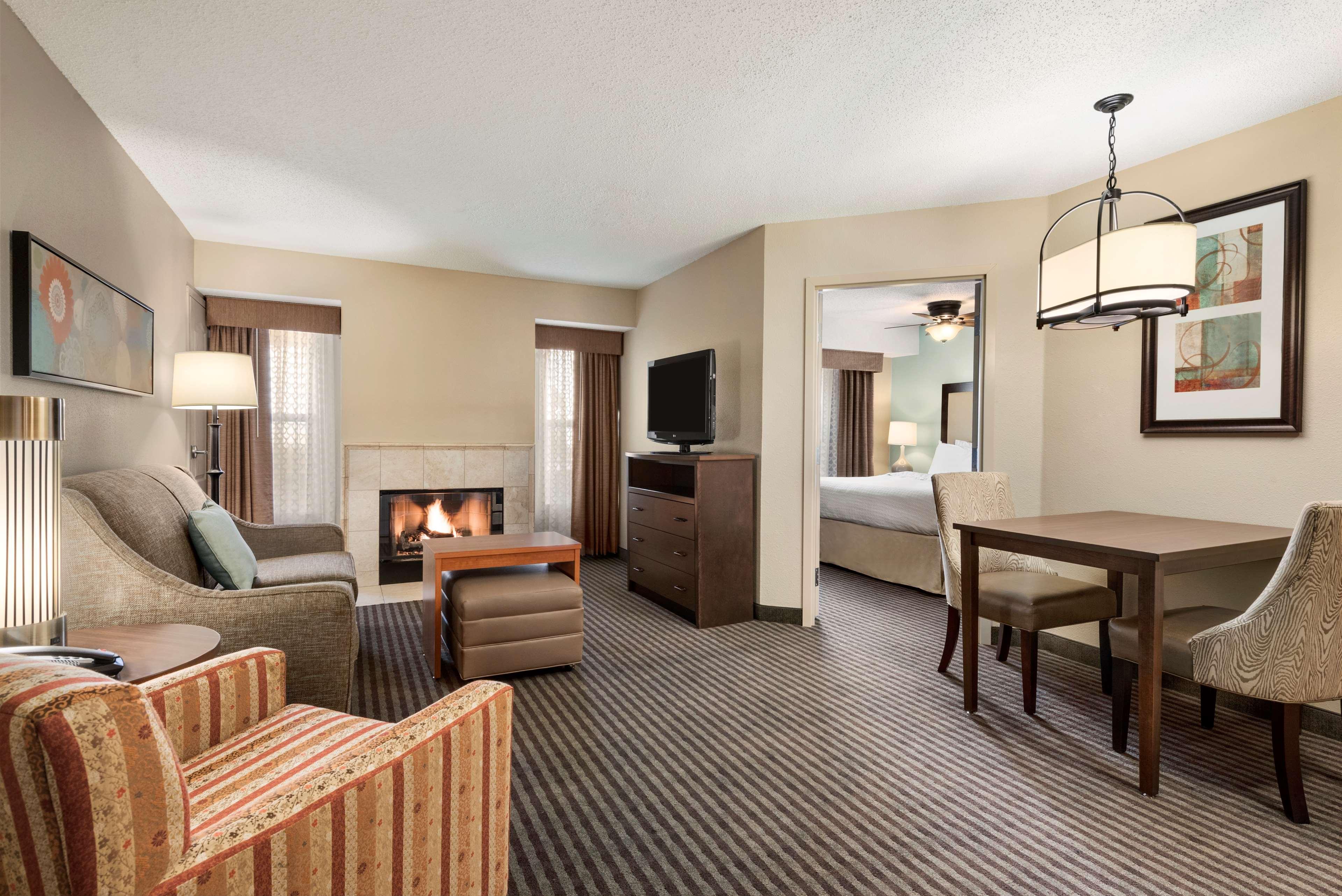 Homewood Suites By Hilton Columbus-Хиллиард Экстерьер фото