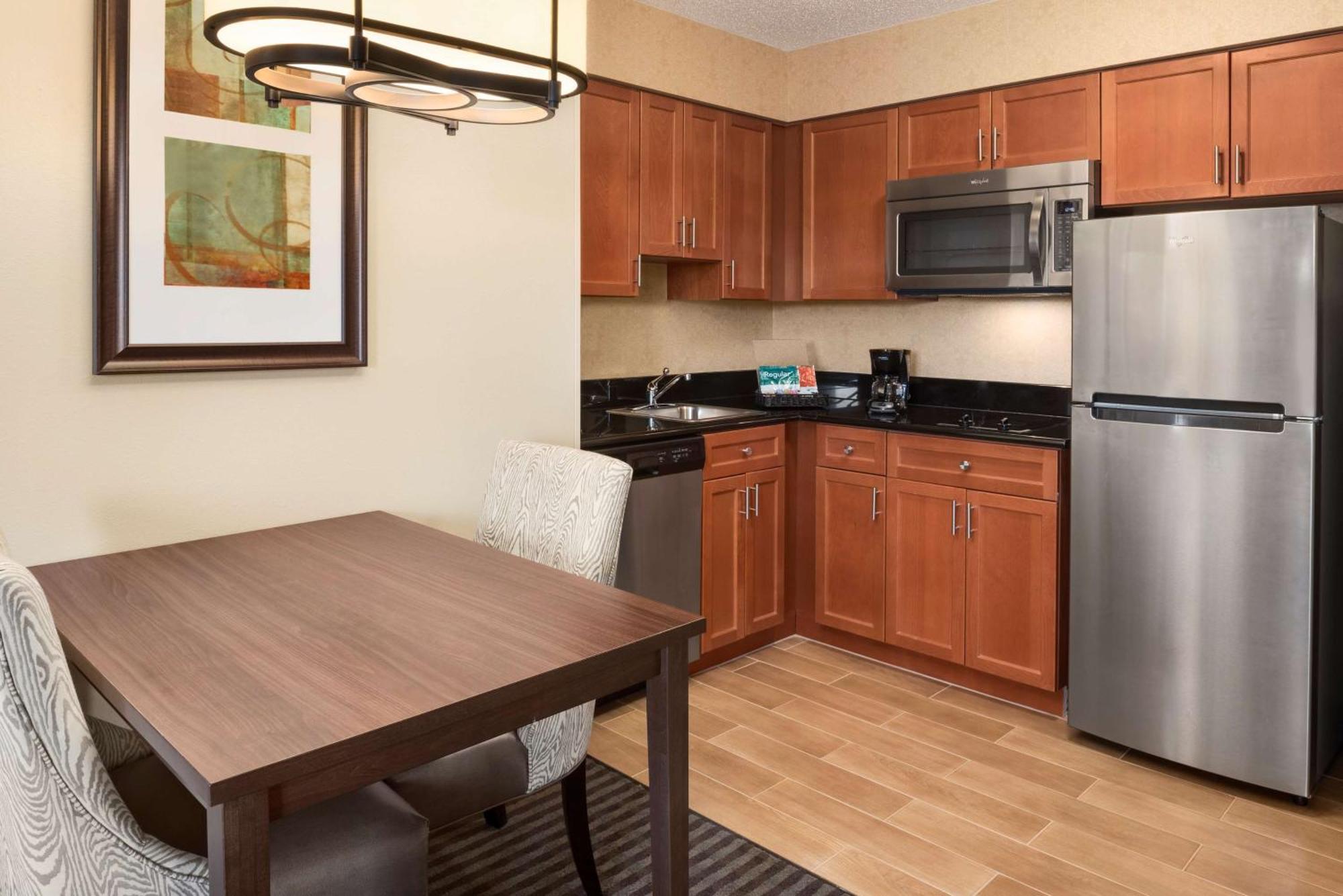 Homewood Suites By Hilton Columbus-Хиллиард Экстерьер фото
