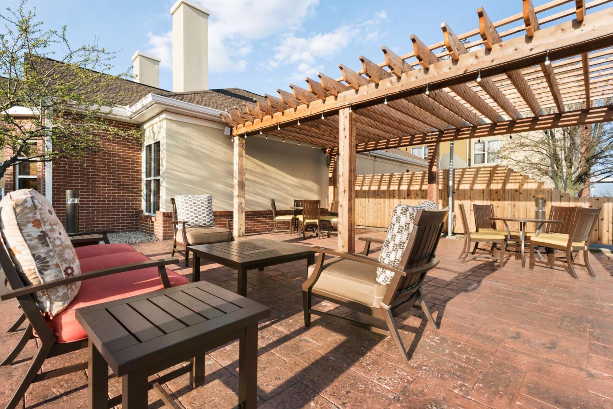 Homewood Suites By Hilton Columbus-Хиллиард Экстерьер фото